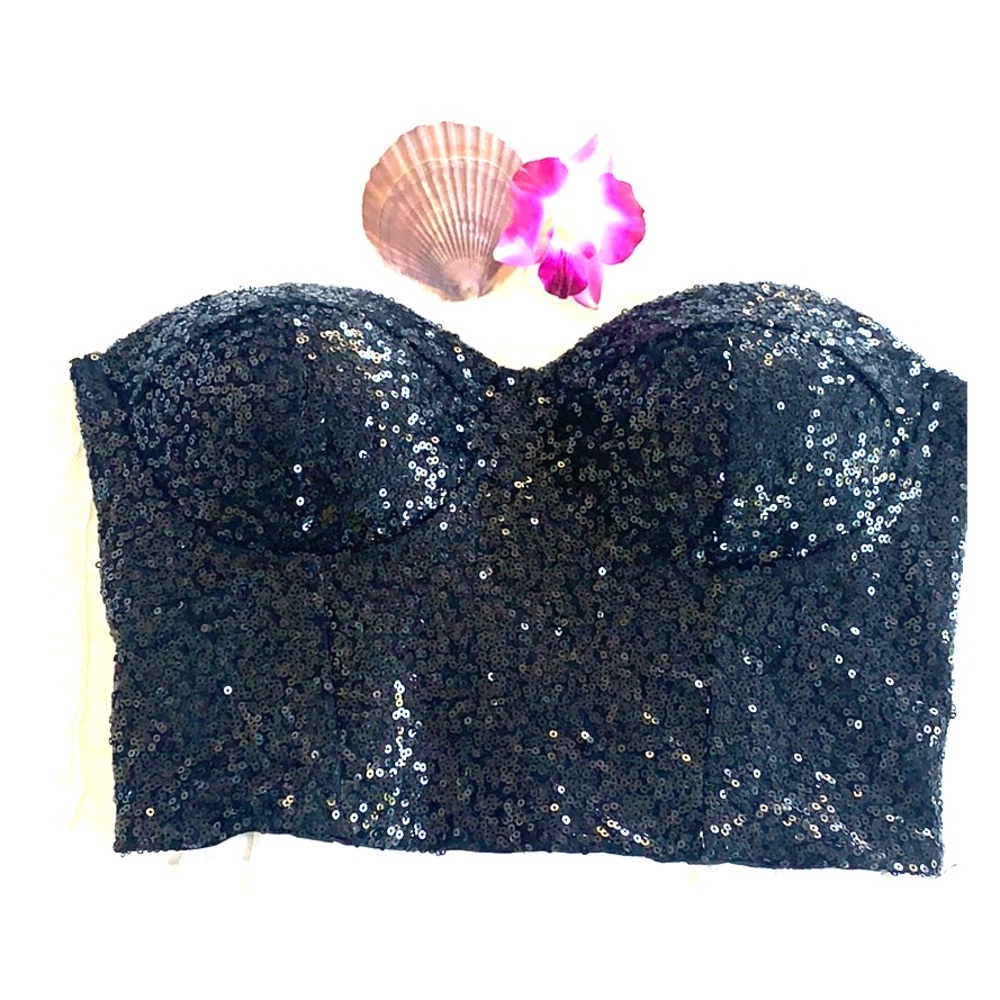 black sequence top